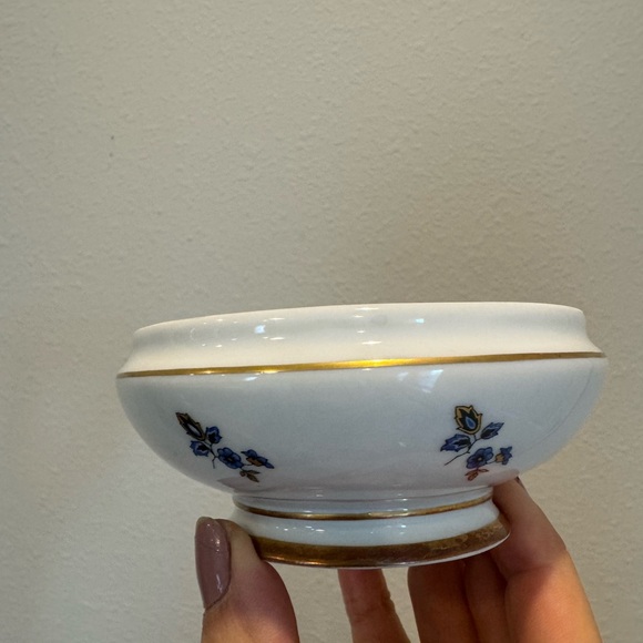 Gerold Porzellan Bavaria Elegant White and Gold Floral Trinket Box / Sugar Bowl - Picture 6 of 11